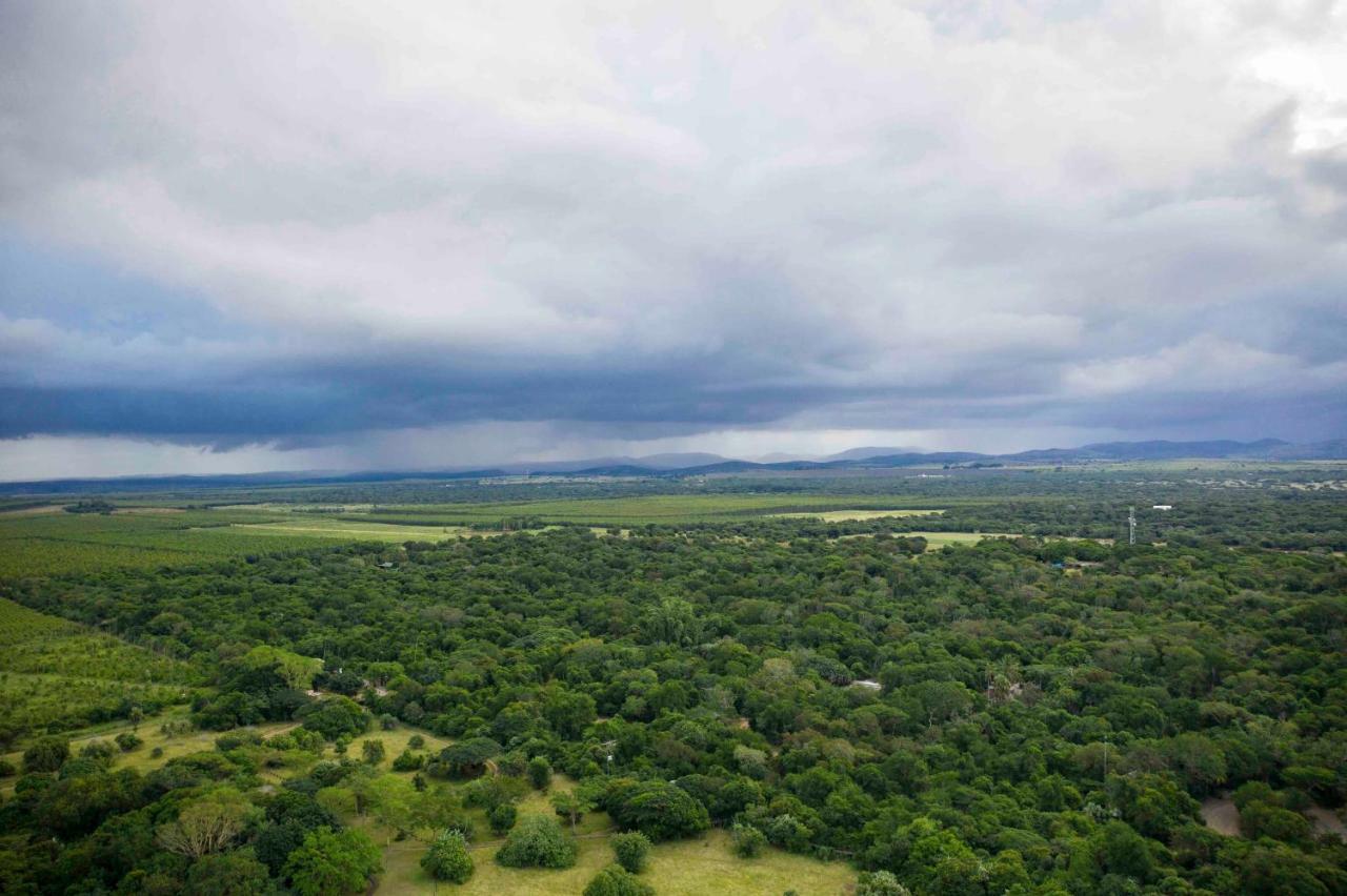 Gooderson Bushlands Game Lodge Хлухлуве Экстерьер фото